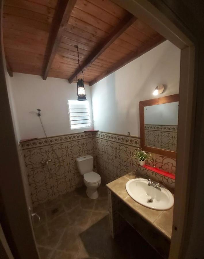 Casa Rural El Castillo 拉普埃夫拉德洛辛凡特斯 外观 照片